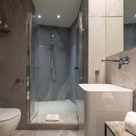 Beplace Apartments In Duomo Milan Exterior photo